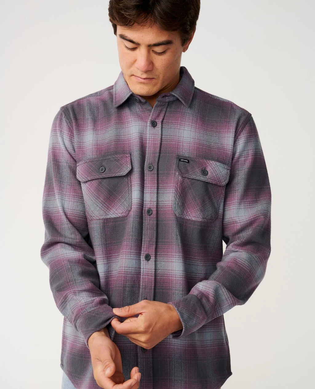 Count Flannel Shirt -flanellipaita 100 % puuvillasta. Sinikeltainen ruutukuosi, harjattu flanellikangas ja rintataskut lasten ja aikuisten koossa.