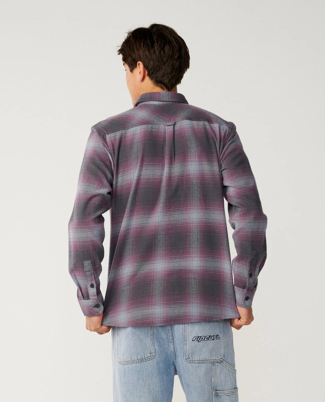 Count Flannel Shirt -flanellipaita 100 % puuvillasta. Sinikeltainen ruutukuosi, harjattu flanellikangas ja rintataskut lasten ja aikuisten koossa.