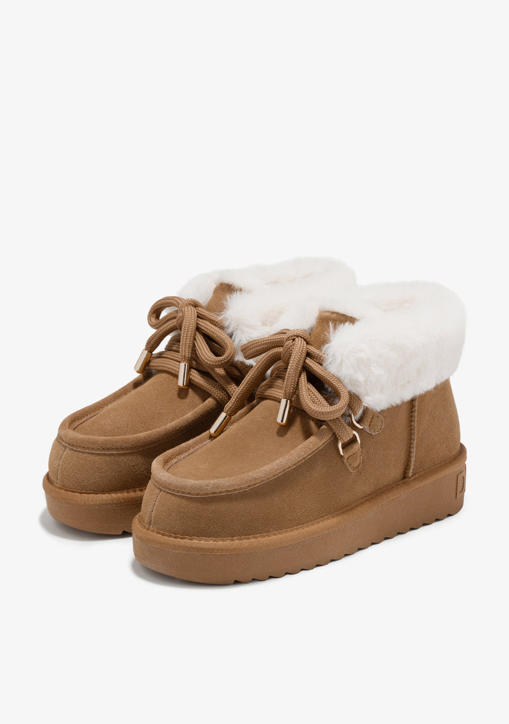 D.Franklin Nordic Mid Fur Tan -talvinilkkurit ruskealla mokkanahkapinnalla, lämpimällä tekoturkisvuorella ja pitävällä kumipohjalla.