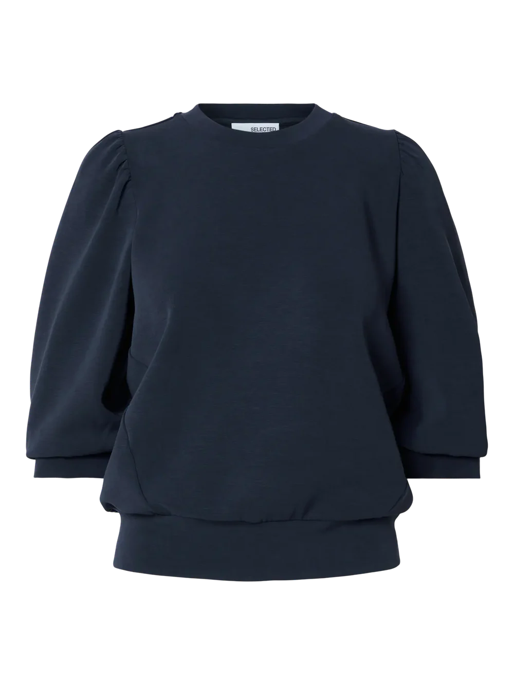 Kevyesti pussimaiset hihat ja helmassa resori. Rento mutta siisti paita niin arkeen kuin pieneen menoonkin.